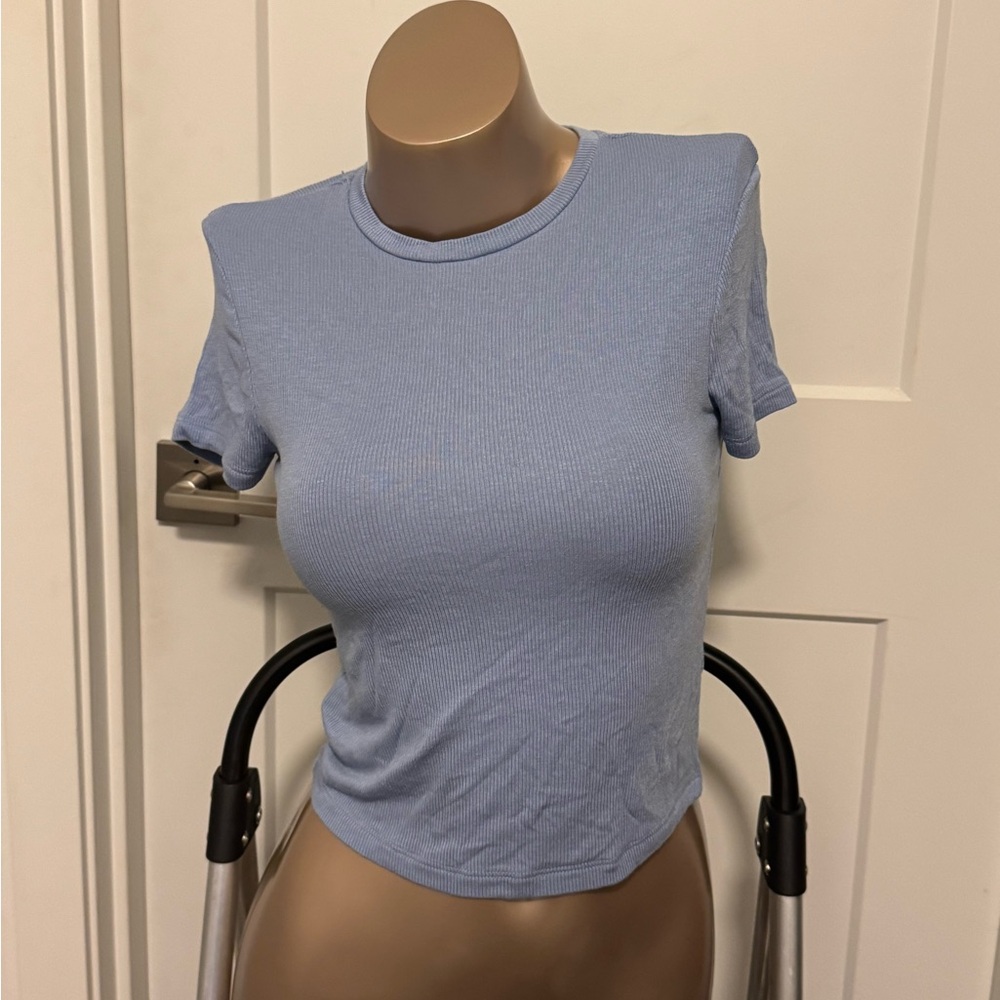 Parade Periwinkle Cropped Mock Neck Tee